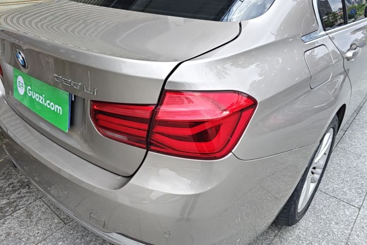 BMW 3 Series 2017 car image #8