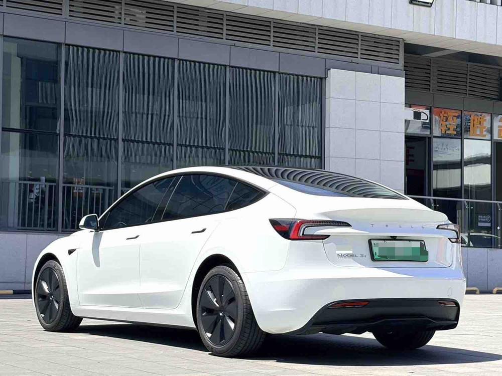 Tesla Model 3 2025 #5 Tesla Model 3 2025 car image #5