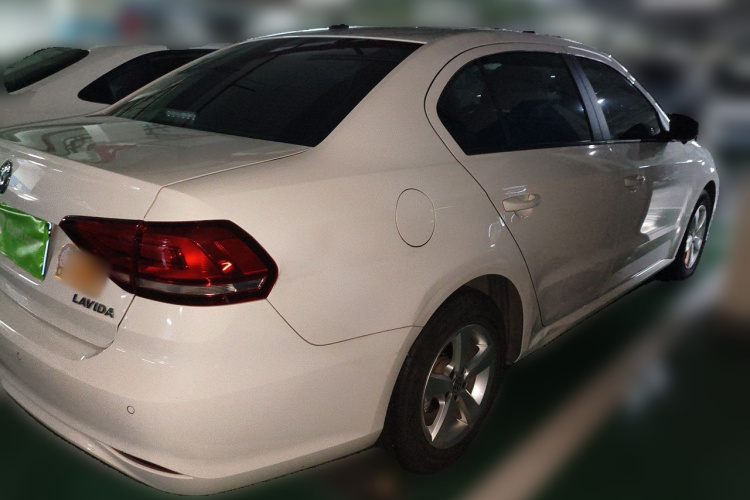 Volkswagen Lavida 2022 car image #5