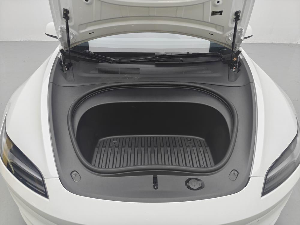 Tesla Model 3 2025 #10 Tesla Model 3 2025 car image #10