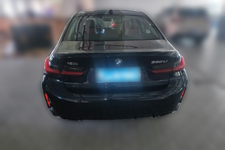 BMW 3 Series 2024 #4 BMW 3 Series 2024 car image #4