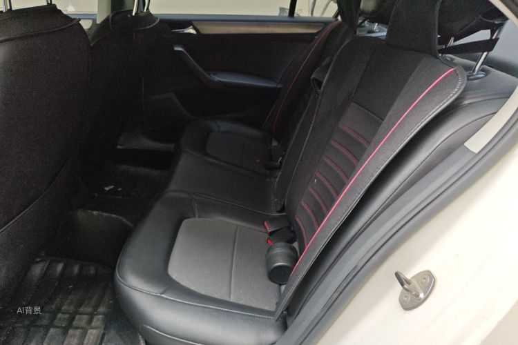 Volkswagen Santana 2014 car image #19