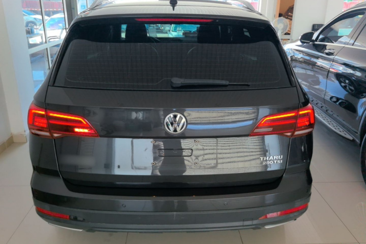 Volkswagen Tharu 2018 car image #6