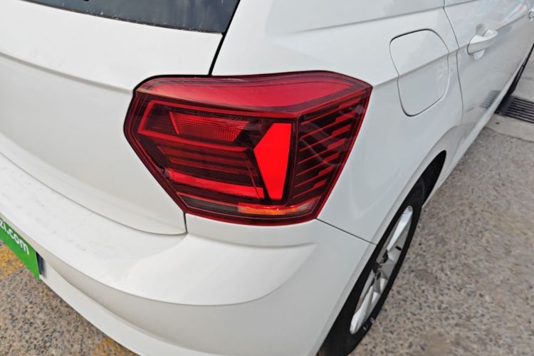 Volkswagen Polo 2023 car image #8