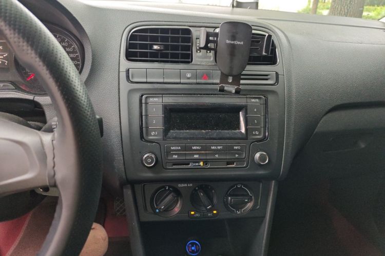 Volkswagen Polo 2017 #13 Volkswagen Polo 2017 car image #13