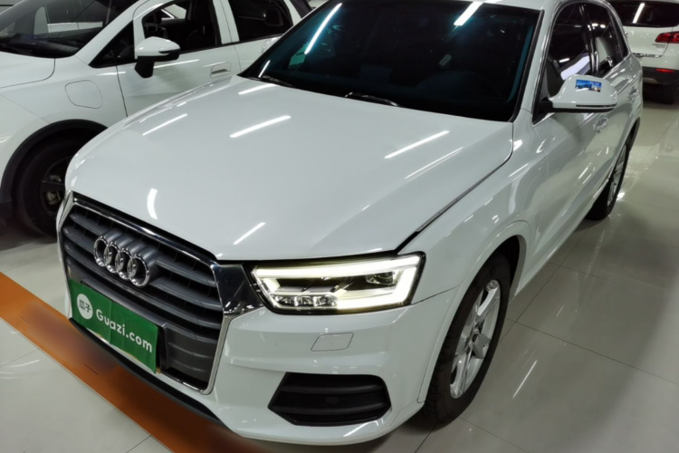 Audi Q3 2018 #2 Audi Q3 2018 car image #2