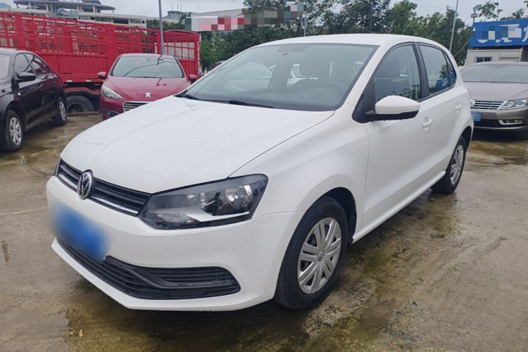 Volkswagen Polo 2017 car image #2