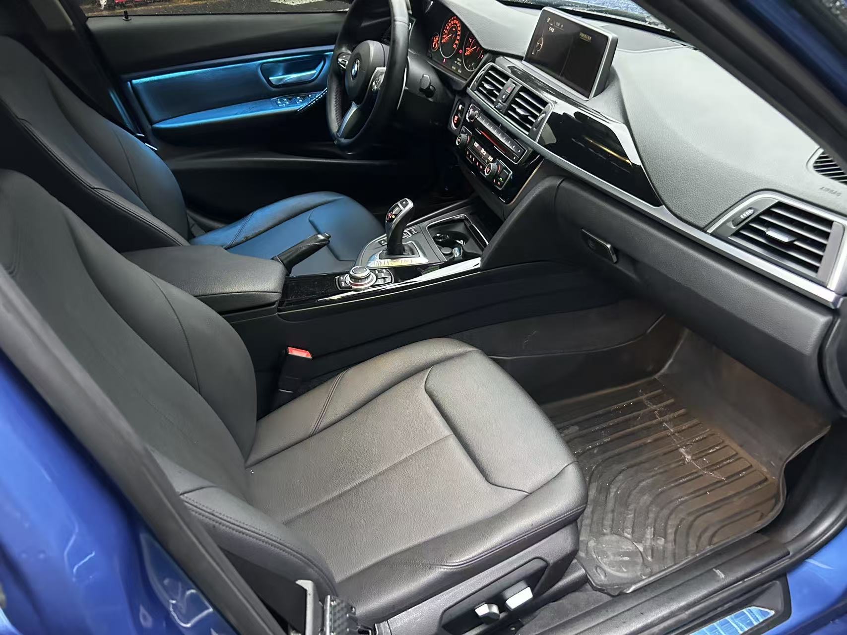 BMW 3 Series 2017 #10 BMW 3 Series 2017 car image #10