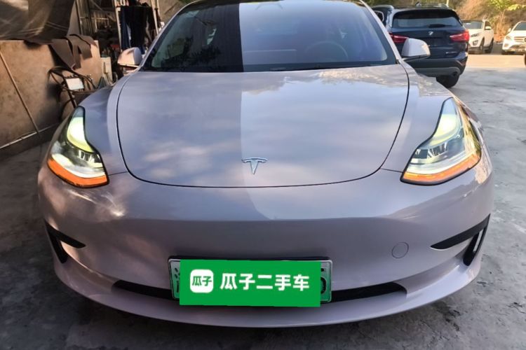 Tesla Model 3 2021 car image #3