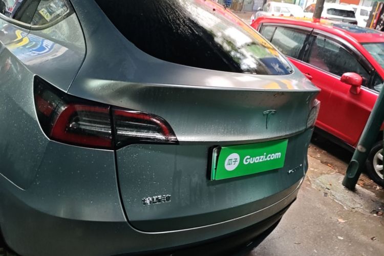 Tesla Model Y 2023 #6 Tesla Model Y 2023 car image #6