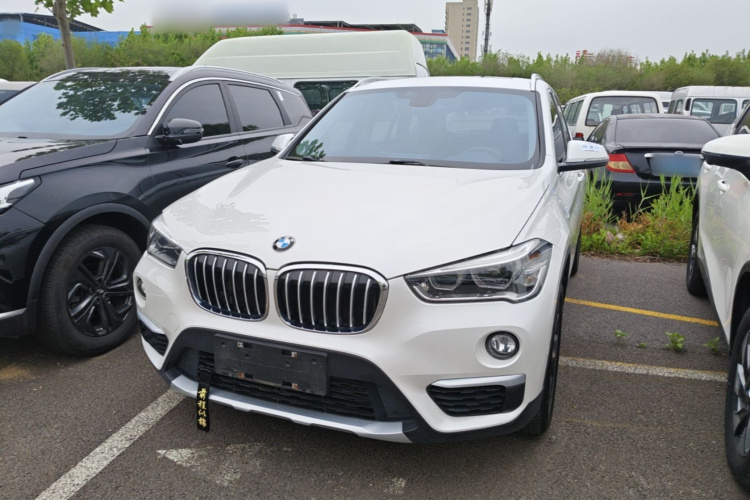 BMW X1 2019 #2 BMW X1 2019 car image #2