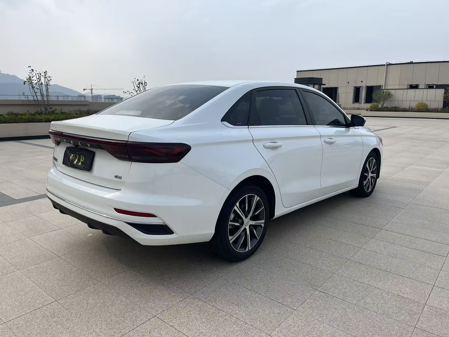 GEELY Emgrand 2022 imagem de carro #7