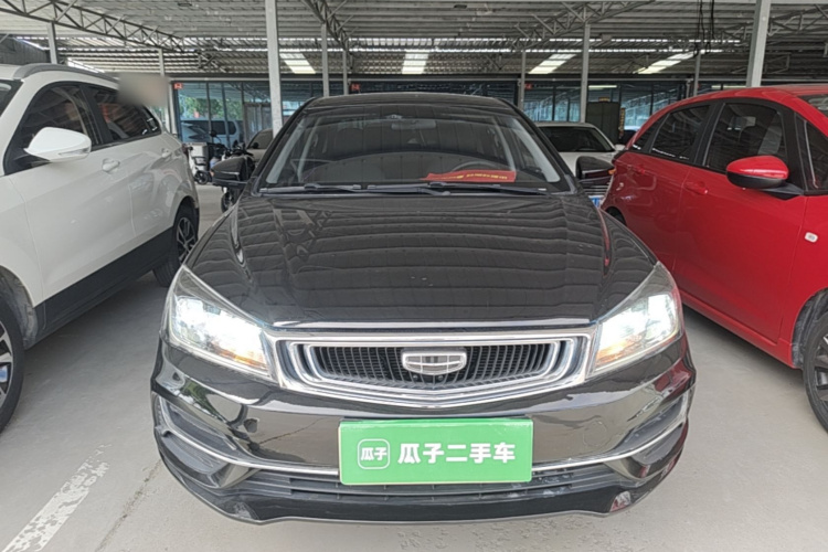 GEELY Emgrand 2019 #3 GEELY Emgrand 2019 صورة سيارة #3