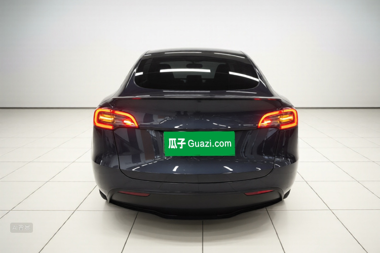 Tesla Model Y 2023 #6 Tesla Model Y 2023 car image #6