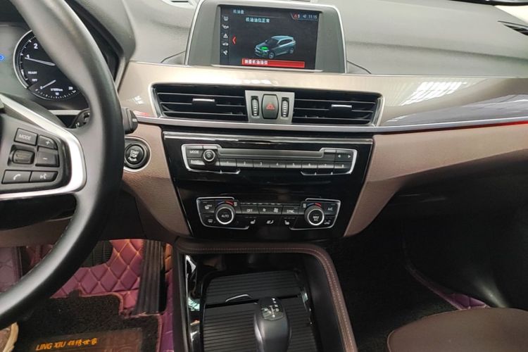 BMW X1 2019 #13 BMW X1 2019 car image #13