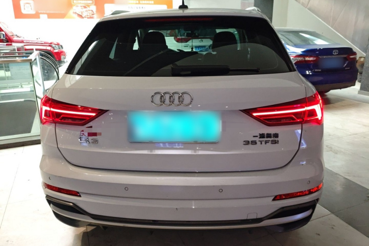 Audi Q3 2019 #6 Audi Q3 2019 car image #6