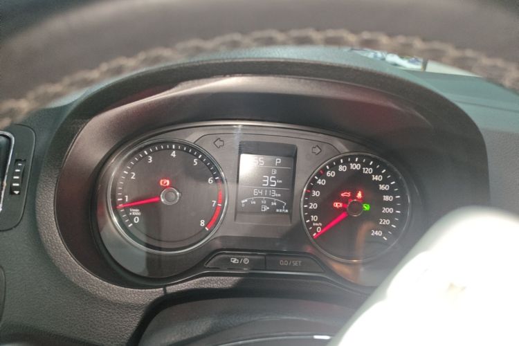 Volkswagen Polo 2019 car image #16