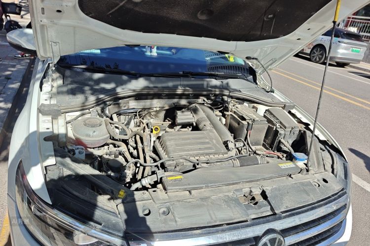 Volkswagen Bora 2022 car image #22