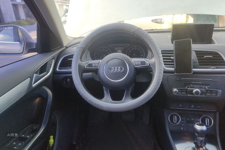 Audi Q3 2018 #12 Audi Q3 2018 car image #12