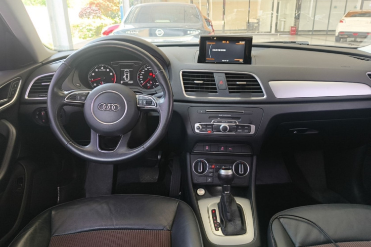Audi Q3 2017 #10 Audi Q3 2017 car image #10