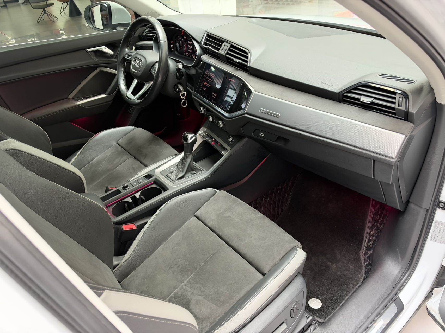Audi Q3 2023 image de voiture #20