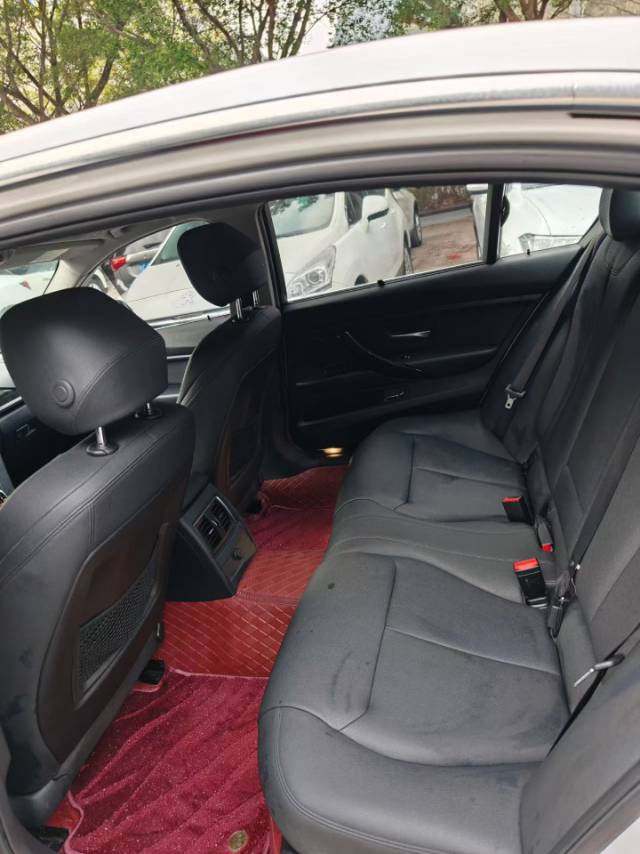BMW 3 Series 2019 car image #7