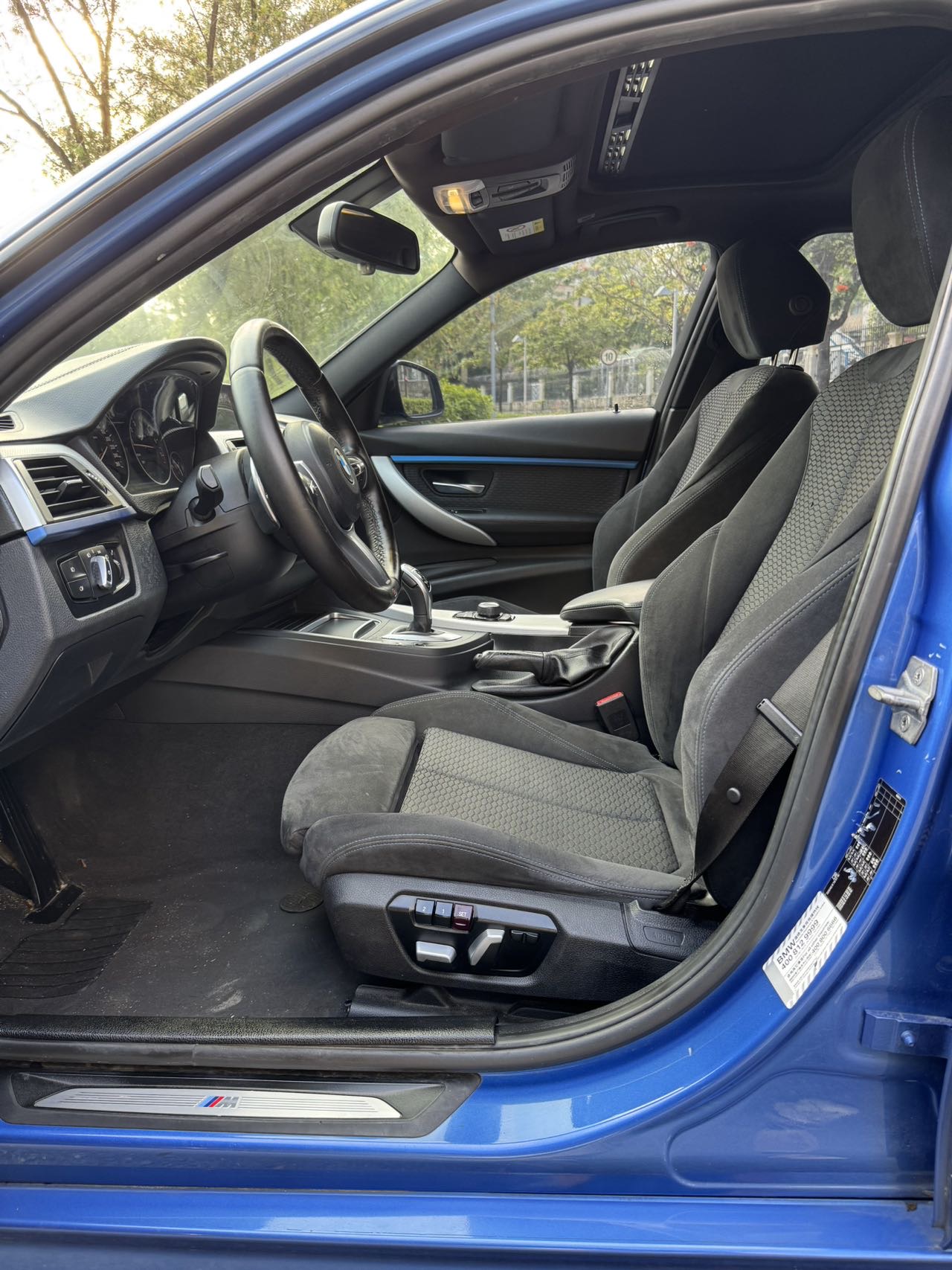 BMW 3 Series 2018 #9 BMW 3 Series 2018 car image #9