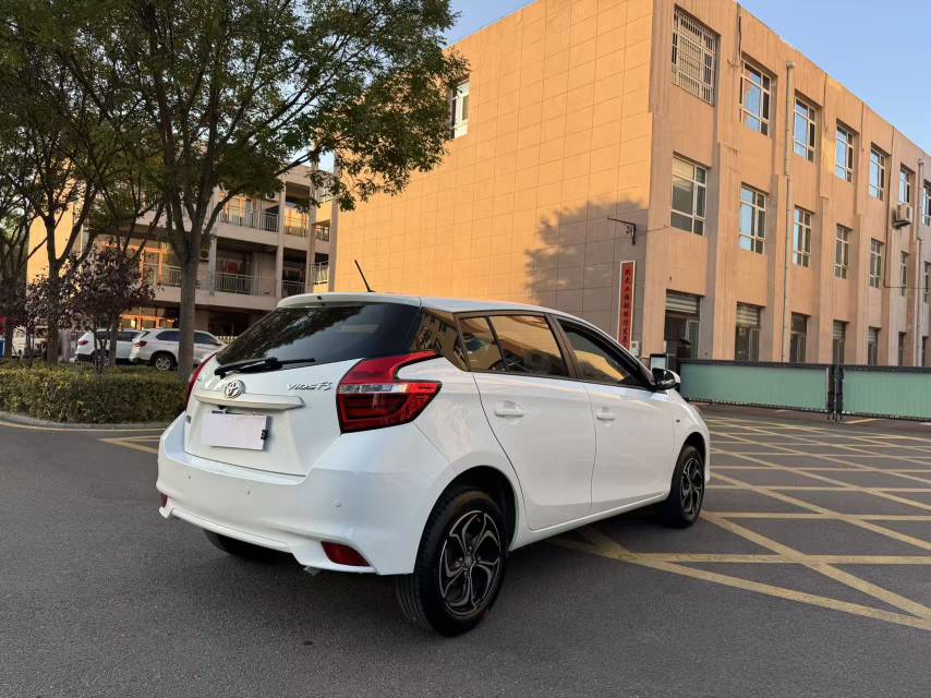 Toyota Vios 2017 image de voiture #8