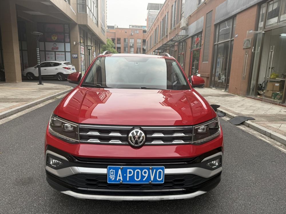 Volkswagen T-Cross 2019 #2 Volkswagen T-Cross 2019 car image #2