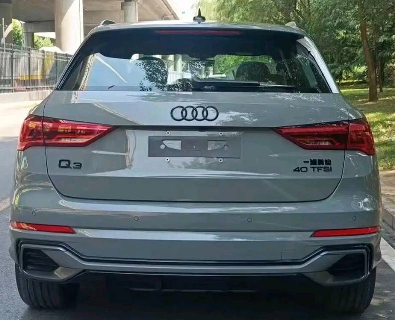 Audi Q3 2025 car image #4