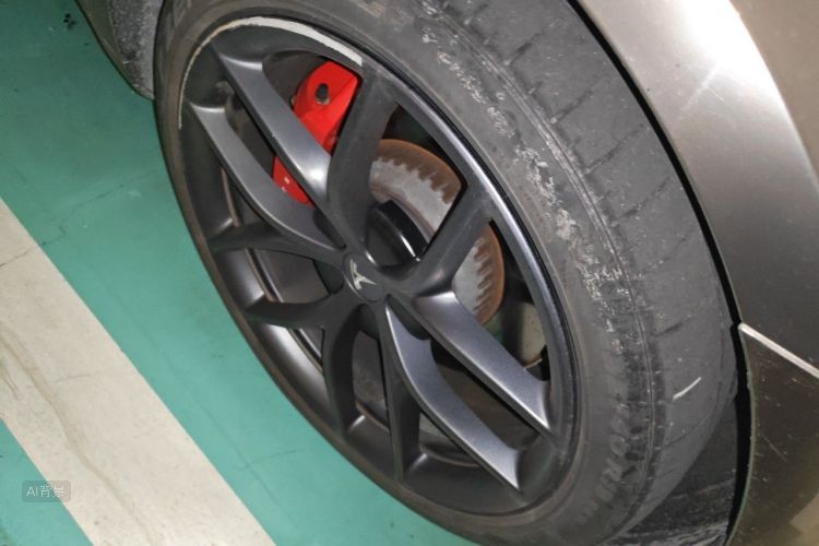 Tesla Model 3 2021 car image #9