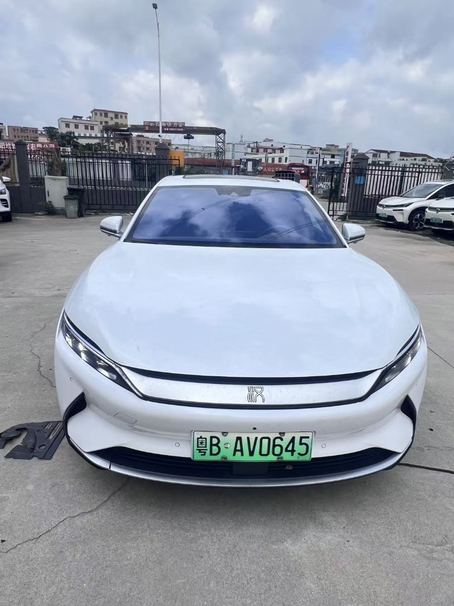 BYD Han 2021 #2 BYD Han 2021 car image #2