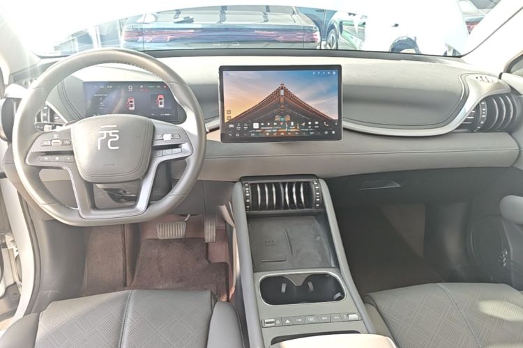 BYD Yuan Plus 2025 #10 BYD Yuan Plus 2025 immagine di auto #10