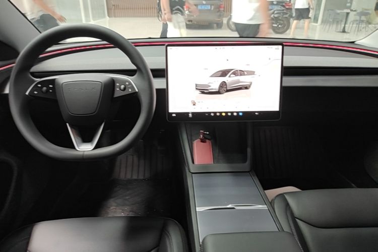 Tesla Model 3 2025 #10 Tesla Model 3 2025 car image #10