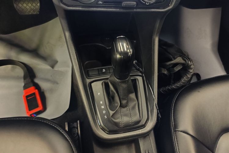 Volkswagen Santana 2020 car image #14