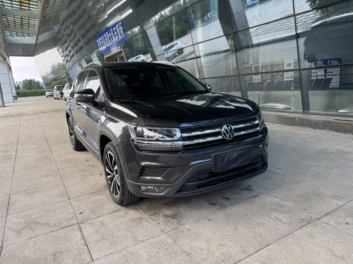 Volkswagen Tharu 2022 car image #2