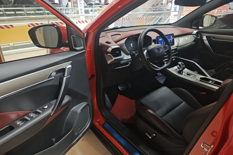 GEELY Coolray 2018 #12 GEELY Coolray 2018 car image #12