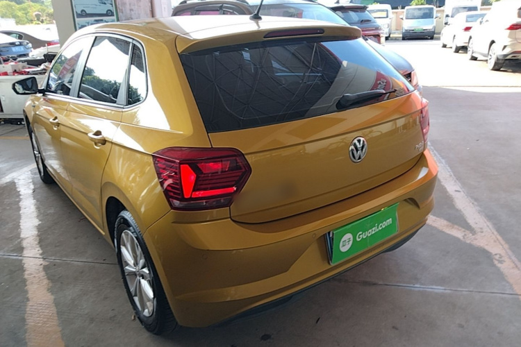 Volkswagen Polo 2021 car image #5