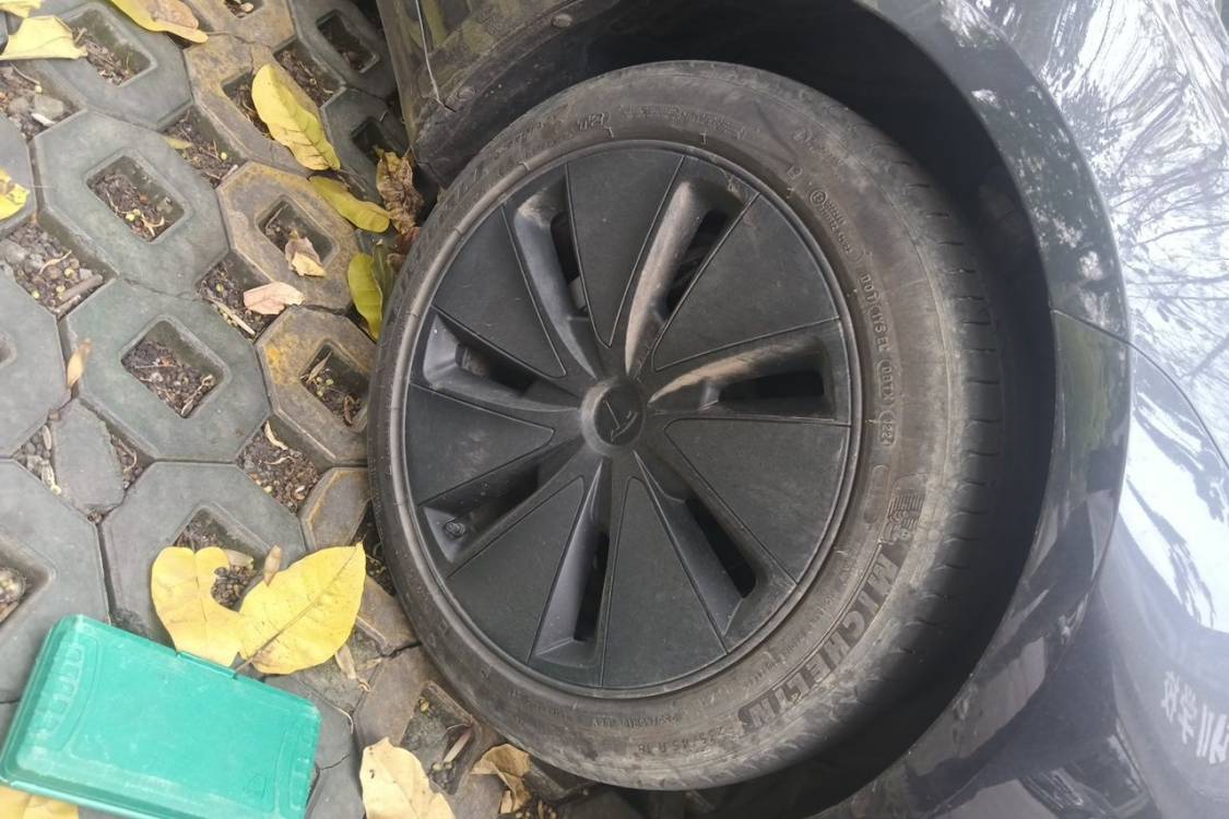 Tesla Model 3 2024 #9 Tesla Model 3 2024 immagine di auto #9