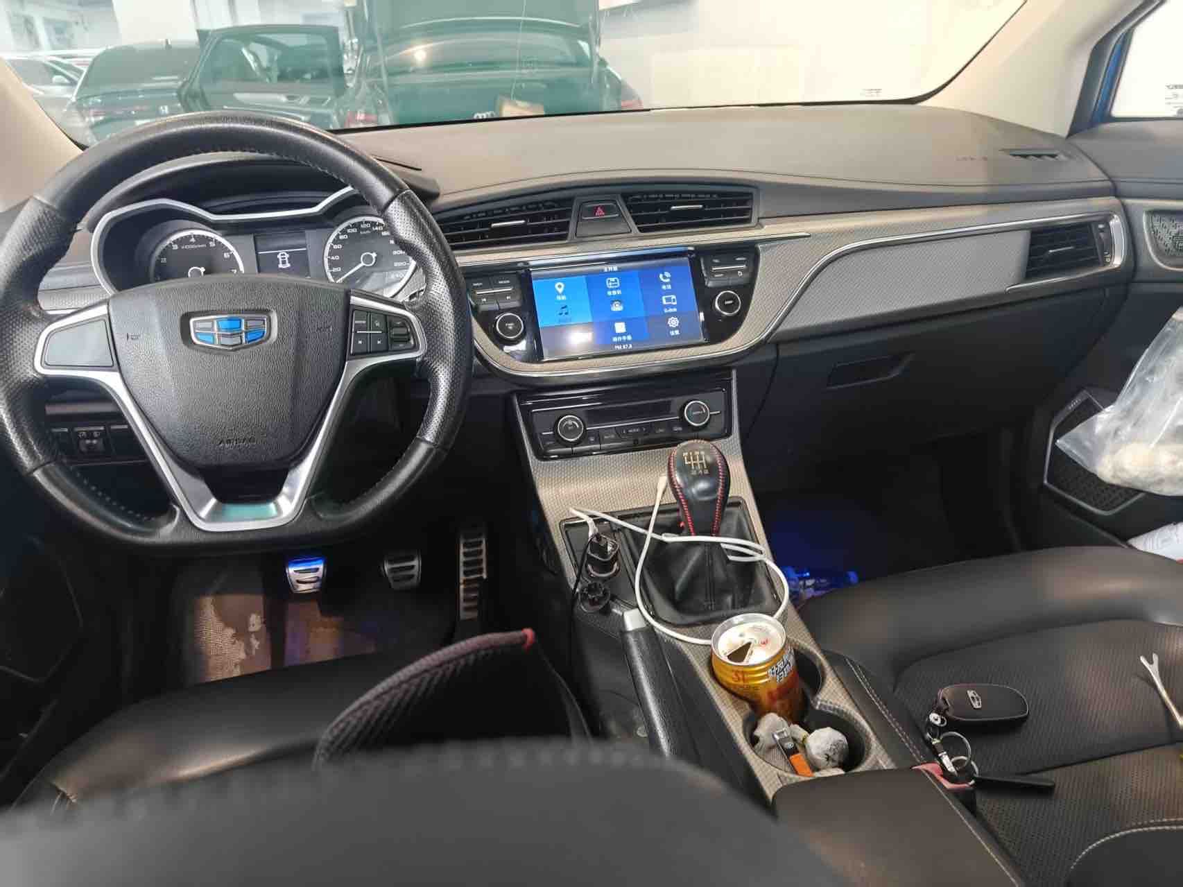 GEELY Emgrand GS 2017 car image #2