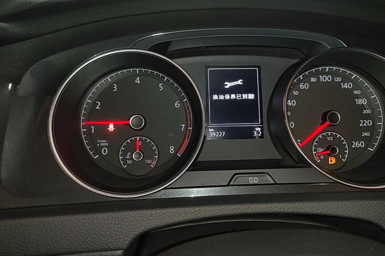 Volkswagen Golf 2019 #12 Volkswagen Golf 2019 car image #12