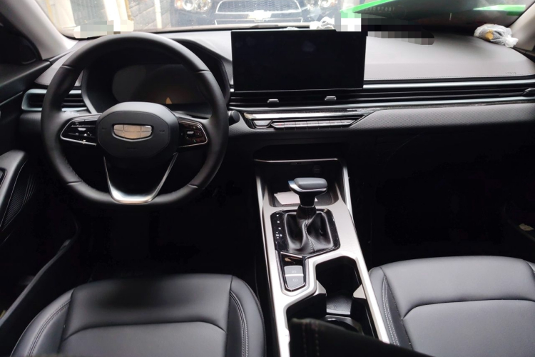 GEELY Emgrand 2025 #7 GEELY Emgrand 2025 car image #7