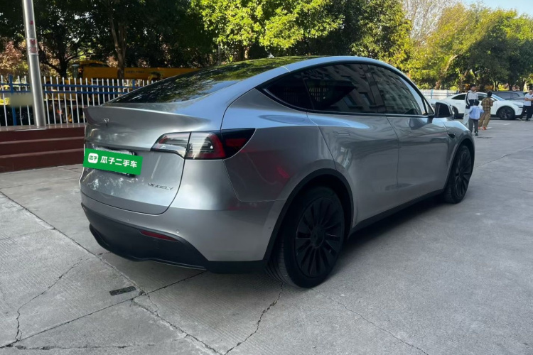 Tesla Model Y 2022 #7 Tesla Model Y 2022 car image #7