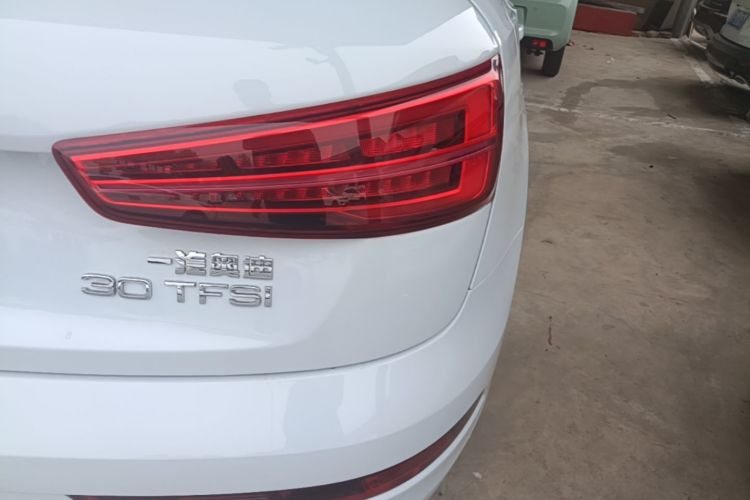 Audi Q3 2018 #8 Audi Q3 2018 car image #8