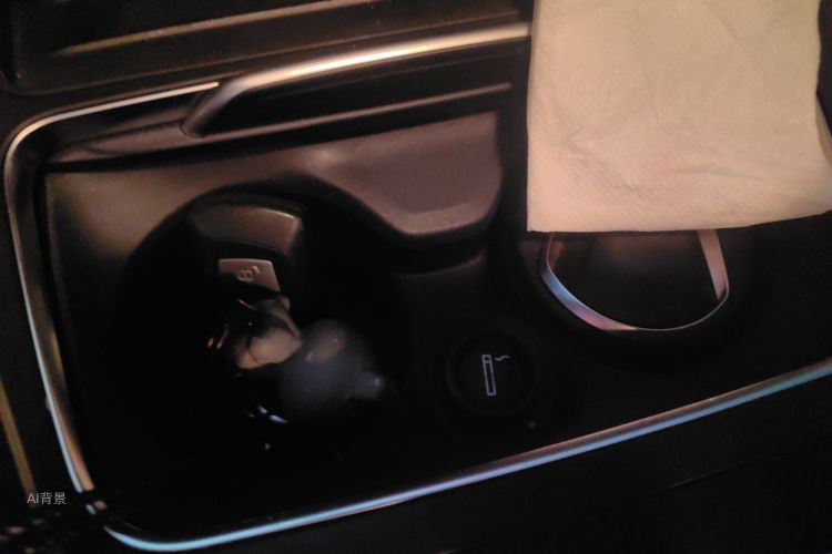 BMW 3 Series 2018 car image #10