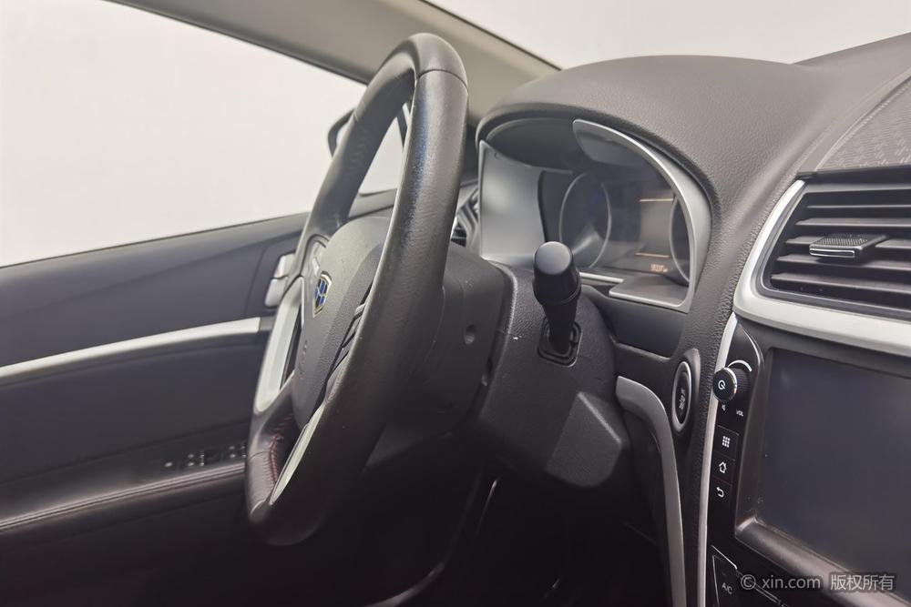 GEELY Emgrand 2015 #9 GEELY Emgrand 2015 car image #9
