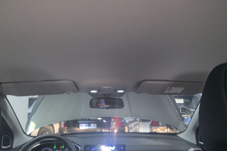 GEELY Coolray 2025 imagen de coche #18