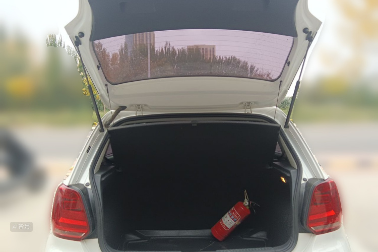 Volkswagen Polo 2019 #21 Volkswagen Polo 2019 car image #21