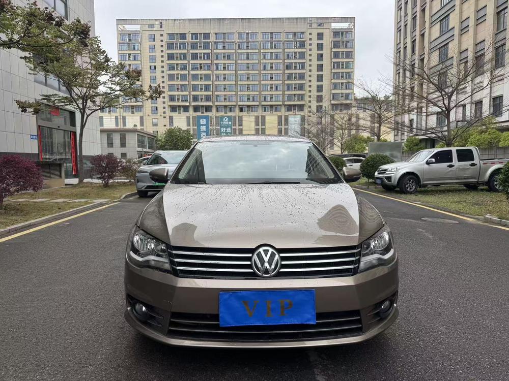 Volkswagen Bora 2014 car image #2