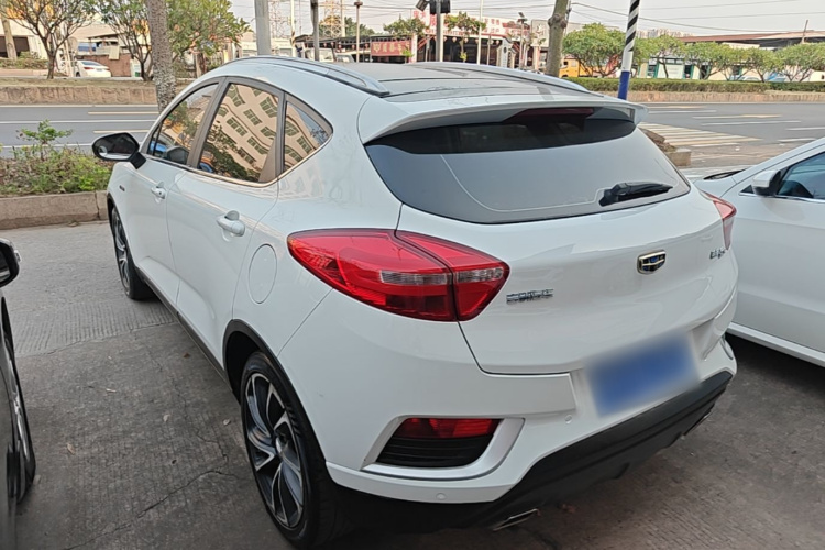 GEELY Emgrand GS 2018 car image #5